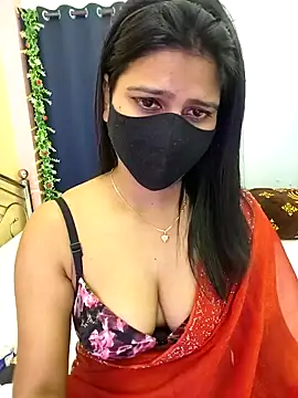 Snapshot of hoty_sonali chatting on 10/11/25, 06:06 hoty sonali online show from 10/11/25, 06:06