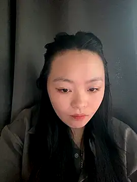 Snapshot of Julia-Elsa chatting on 09/14/25, 06:01 Julia-Elsa online show from 09/14/25, 06:01