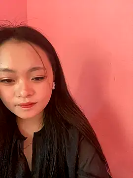 Snapshot of Julia-Elsa chatting on 09/28/25, 03:56 Julia-Elsa online show from 09/28/25, 03:56