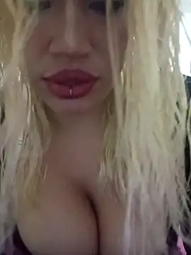 Lorenitaaaai online show from 02/11/26, 11:43