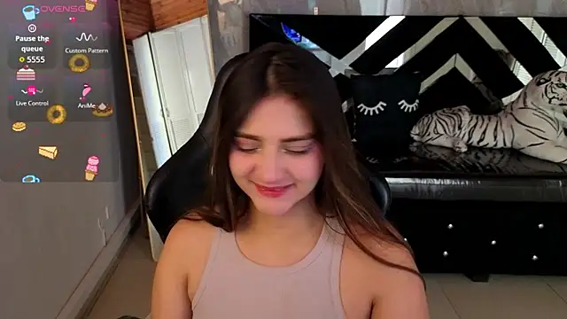 Snapshot of emily_cooper_t chatting on 02/11/26, 07:52 emily cooper t online show from 02/11/26, 07:52