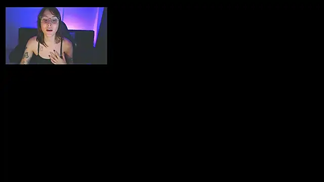 Yulienneg online show from 06/05/26, 01:56