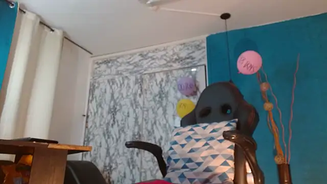 hanna mooreee online show from 04/15/26, 06:59