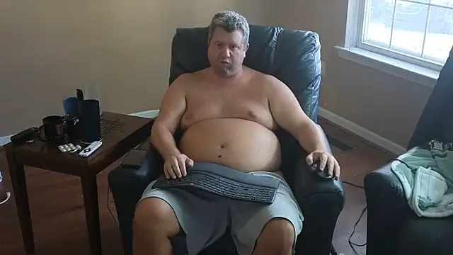 Snapshot of Single_White_Male chatting on 09/14/25, 09:25 Single White Male online show from 09/14/25, 09:25