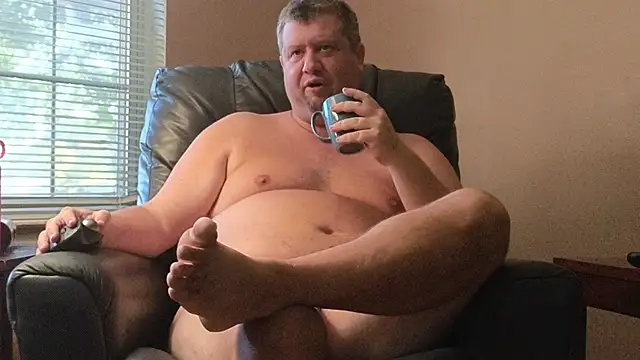 Snapshot of Single_White_Male chatting on 09/27/25, 10:15 Single White Male online show from 09/27/25, 10:15