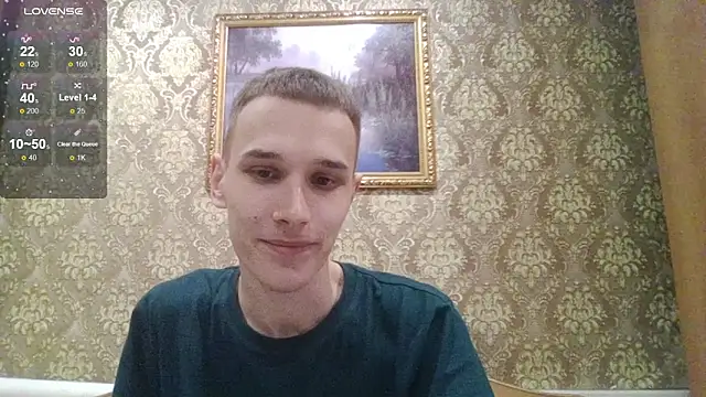 Snapshot of your___honeyy chatting on 10/27/25, 08:40 your honeyy online show from 10/27/25, 08:40