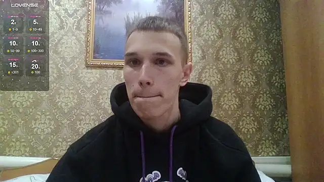 Snapshot of your___honeyy chatting on 11/04/25, 10:03 your honeyy online show from 11/04/25, 10:03