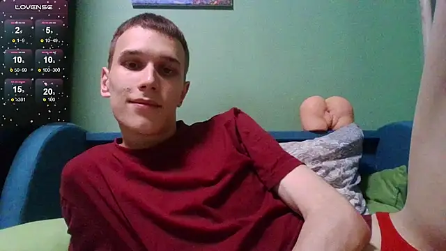 Snapshot of your___honeyy chatting on 11/26/25, 08:32 your honeyy online show from 11/26/25, 08:32