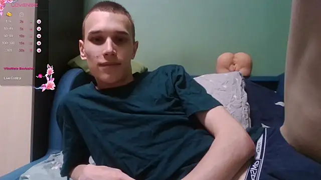 Snapshot of your___honeyy chatting on 03/20/26, 06:24 your honeyy online show from 03/20/26, 06:24