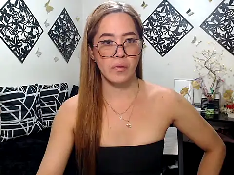 Snapshot of TheMISTRESSx69 chatting on 06/02/26, 01:51 TheMISTRESSx69 online show from 06/02/26, 01:51