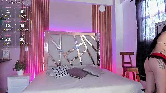 sweet tamara  online show from 09/17/25, 07:37