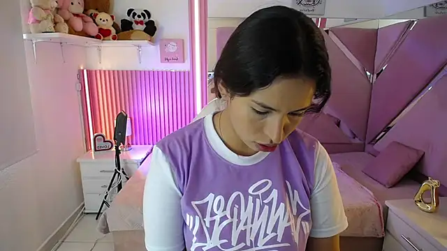 Snapshot of Mia_garcia28 chatting on 02/04/26, 08:47 Mia garcia28 online show from 02/04/26, 08:47