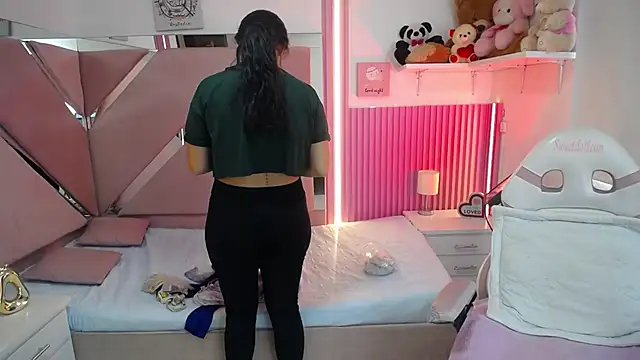 Snapshot of Mia_garcia28 chatting on 03/20/26, 07:30 Mia garcia28 online show from 03/20/26, 07:30