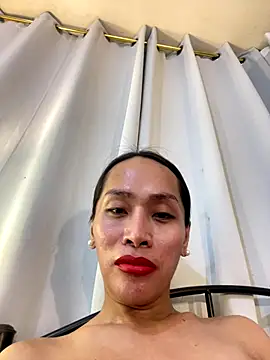 RomanticPearlTS online show from 10/28/25, 05:55