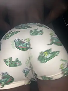 Eyebrows12 online show from 04/02/26, 10:07