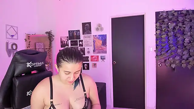 Lana Herondale online show from 11/23/25, 09:09