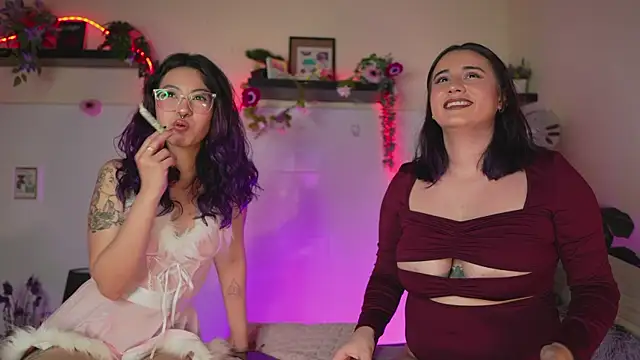 Lana Herondale online show from 04/19/26, 04:12