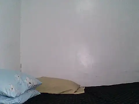 nhayasquirt online show from 04/30/26, 10:21