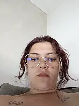 Snapshot of LadyNora chatting on 06/17/26, 06:53 LadyNora online show from 06/17/26, 06:53