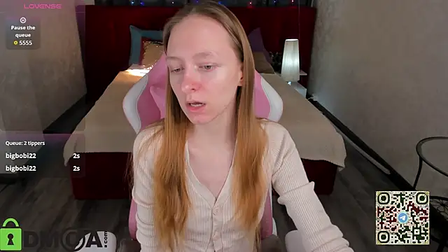 Snapshot of Mia_E1fie chatting on 01/08/26, 12:02 Mia E1fie online show from 01/08/26, 12:02