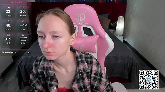 Snapshot of Mia_E1fie chatting on 02/04/26, 11:20 Mia E1fie online show from 02/04/26, 11:20