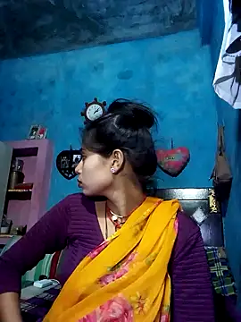 Snapshot of Punam_sony chatting on 09/10/25, 04:51 Punam sony online show from 09/10/25, 04:51