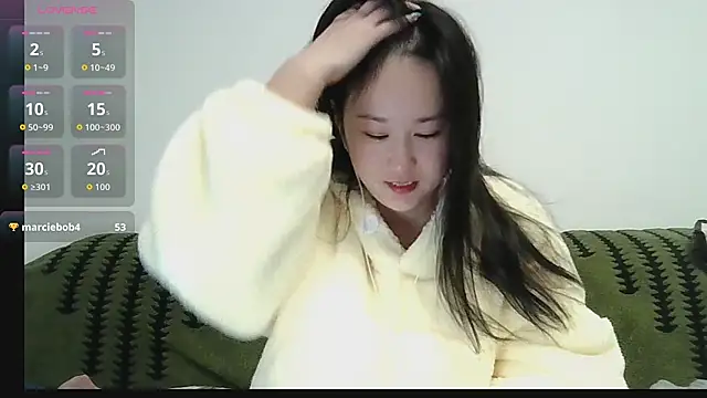 Belinda66 online show from 12/17/25, 02:23