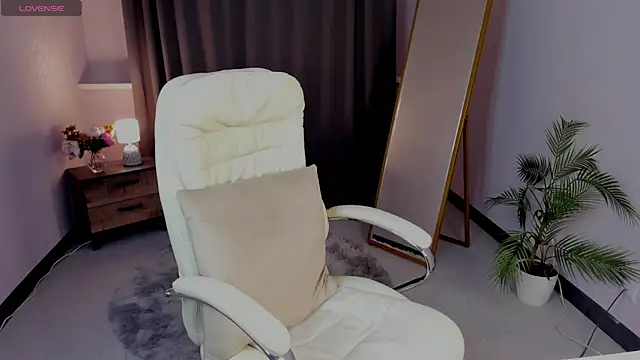 cute luucy online show from 02/26/26, 04:11