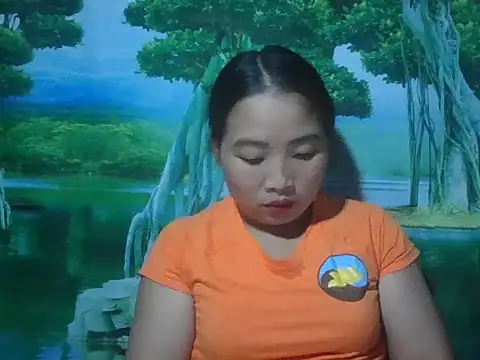 PhamPhung online show from 10/02/25, 02:57
