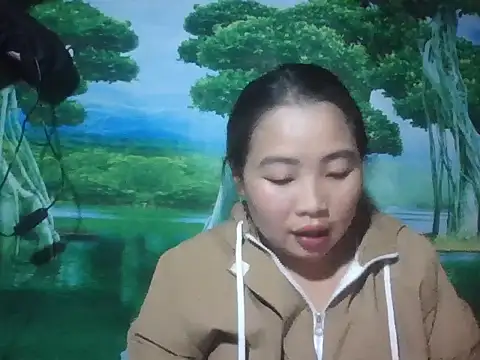 PhamPhung online show from 10/24/25, 02:35