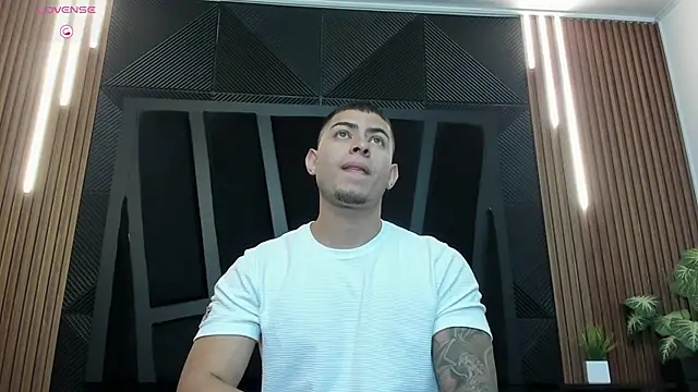 marco garciia  online show from 09/24/25, 11:19