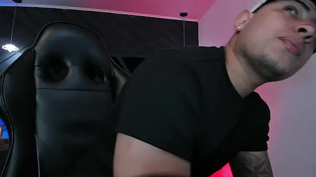 marco garciia  online show from 02/18/26, 11:11