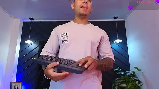 marco garciia  online show from 03/04/26, 11:11