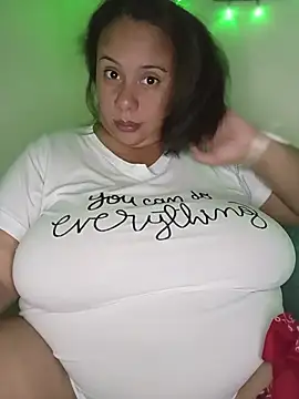 Snapshot of luzdanna chatting on 07/08/26, 09:19 luzdanna online show from 07/08/26, 09:19
