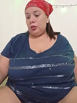 Snapshot of luzdanna chatting on 07/25/26, 07:44 luzdanna online show from 07/25/26, 07:44