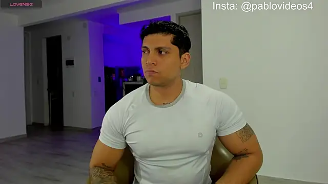 Snapshot of Nicolasmontoya16 chatting on 09/20/25, 02:45 Nicolasmontoya16 online show from 09/20/25, 02:45