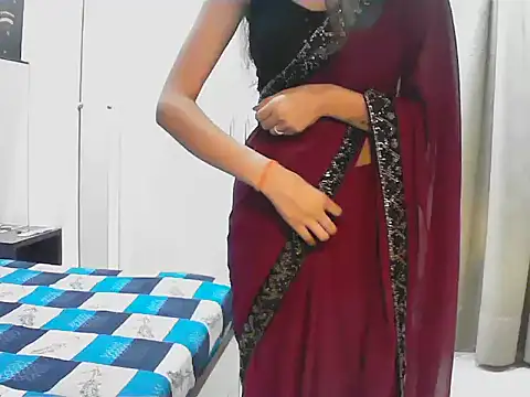 elize   online show from 10/03/25, 02:30