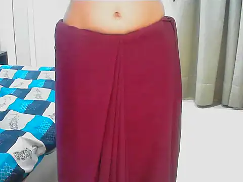 elize   online show from 10/05/25, 01:53