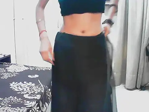 elize   online show from 10/09/25, 02:31