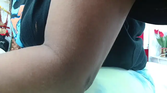 AmbarSmit online show from 11/29/25, 07:50