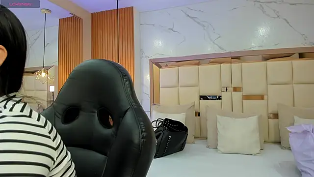 julieta rosee online show from 03/11/26, 09:54