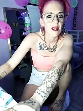 Purple2StayThnxx online show from 10/12/25, 11:04