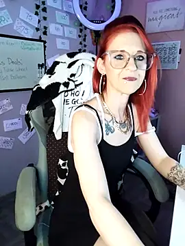 Purple2StayThnxx online show from 11/27/25, 10:56