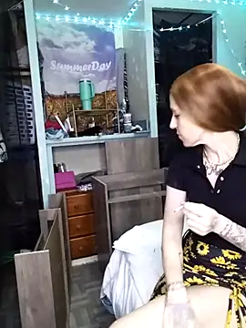 Purple2StayThnxx online show from 01/12/26, 08:03