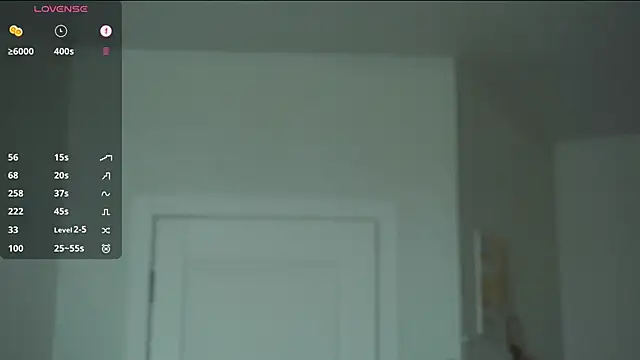 Snapshot of ViolaVow chatting on 09/13/25, 11:43 ViolaVow online show from 09/13/25, 11:43