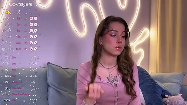 Eva Collinss online show from 11/26/25, 01:17