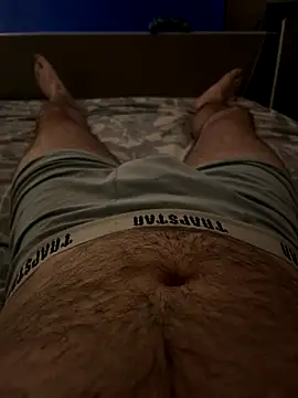 Snapshot of naughtycoupl98 chatting on 09/10/25, 10:54 naughtycoupl98 online show from 09/10/25, 10:54