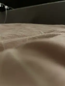 Snapshot of naughtycoupl98 chatting on 09/25/25, 02:37 naughtycoupl98 online show from 09/25/25, 02:37