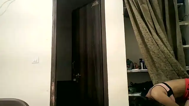 Aarohi An online show from 06/19/26, 01:37
