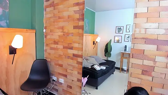 milavega  online show from 09/11/25, 12:05